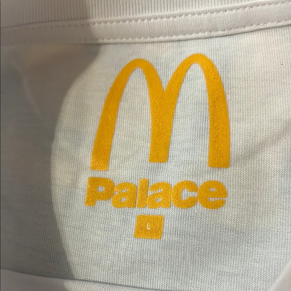 Palace x McDonald's Logo Tee - Picture 4 of 8